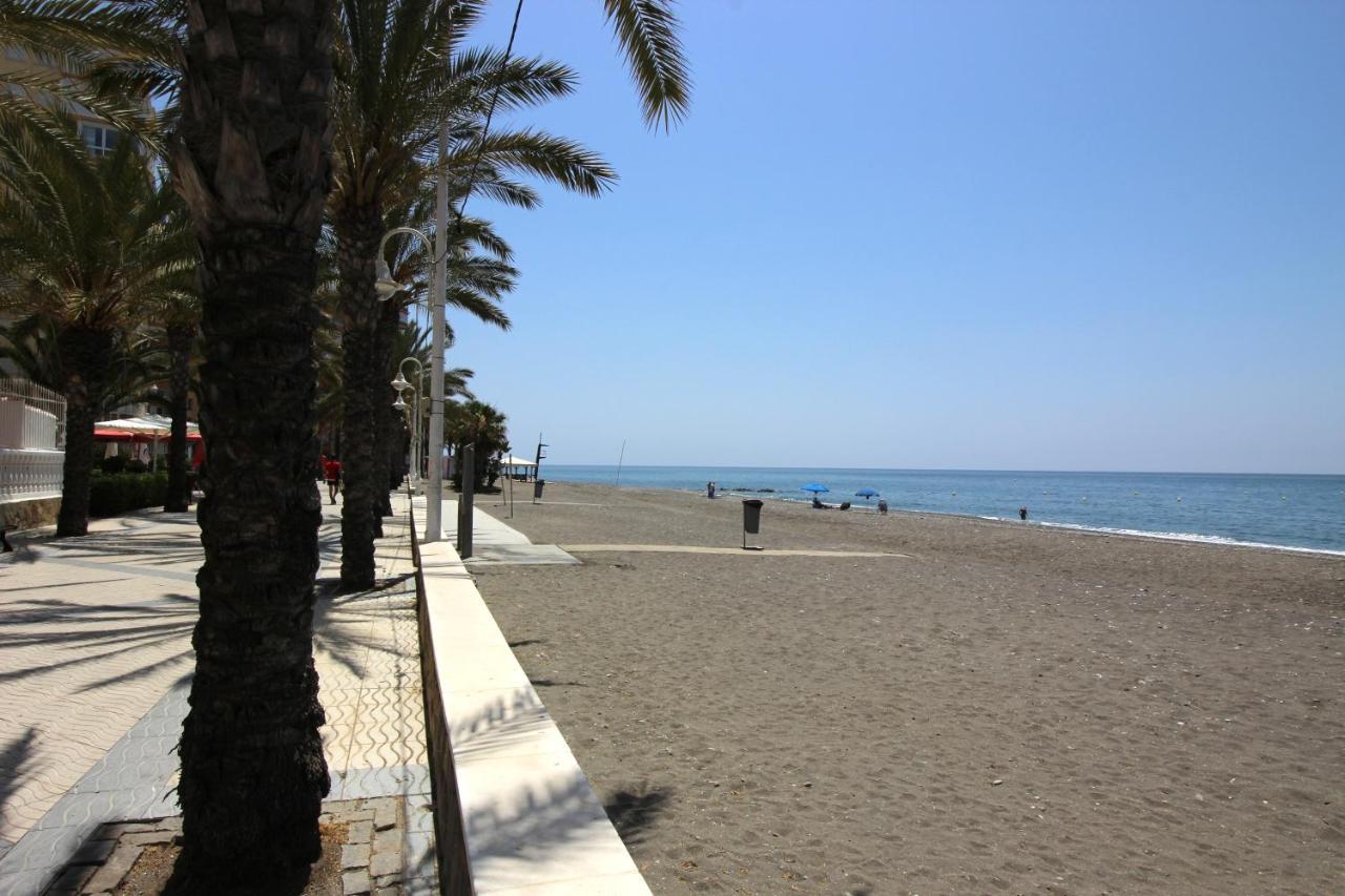 Una Gran Experiencia En La Costa Del Sol, A Pie De Playa Algarrobo Zewnętrze zdjęcie